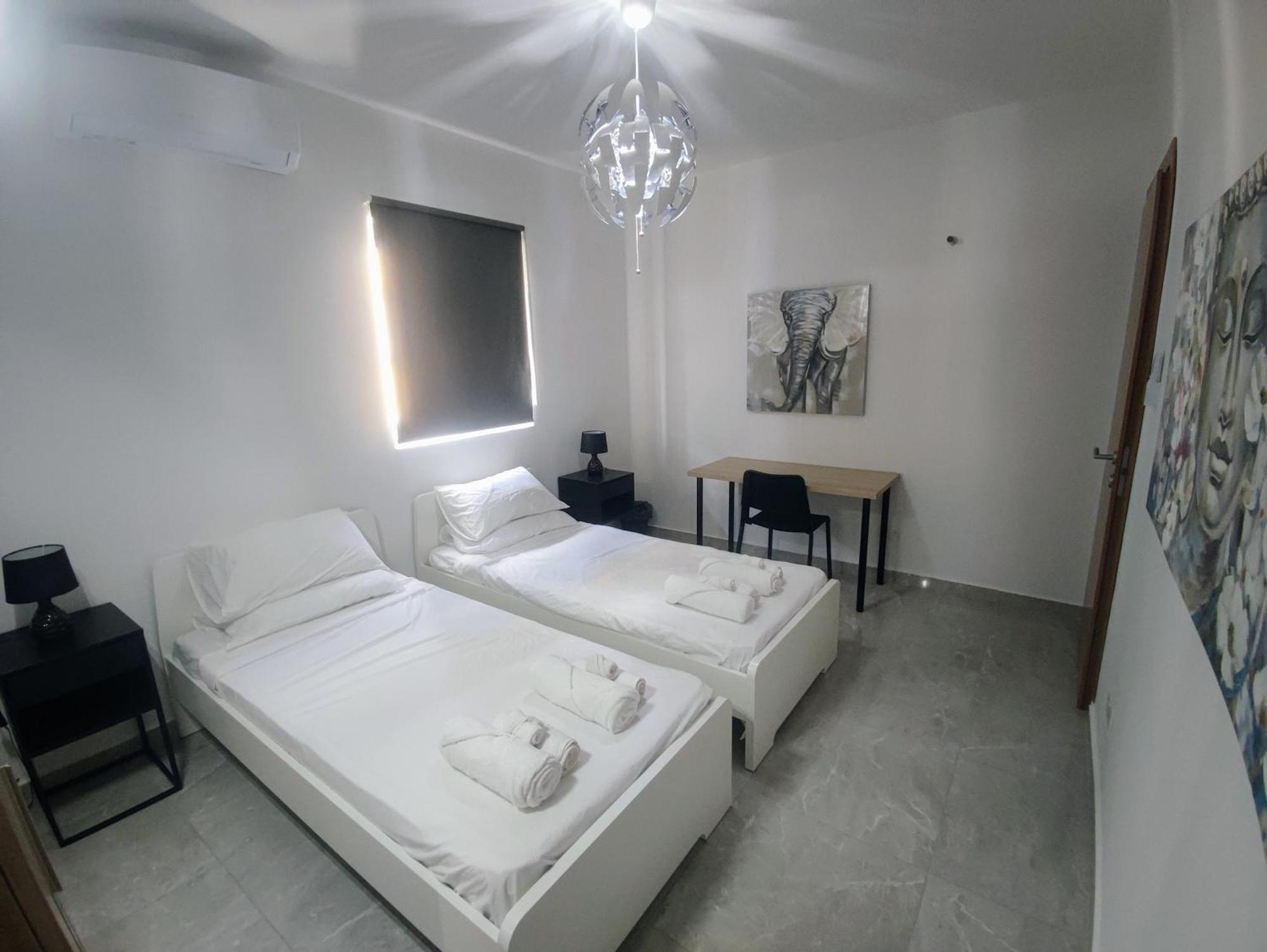 Deggies Apartments - Spacious, Modern Apartment! Naxxar Eksteriør billede
